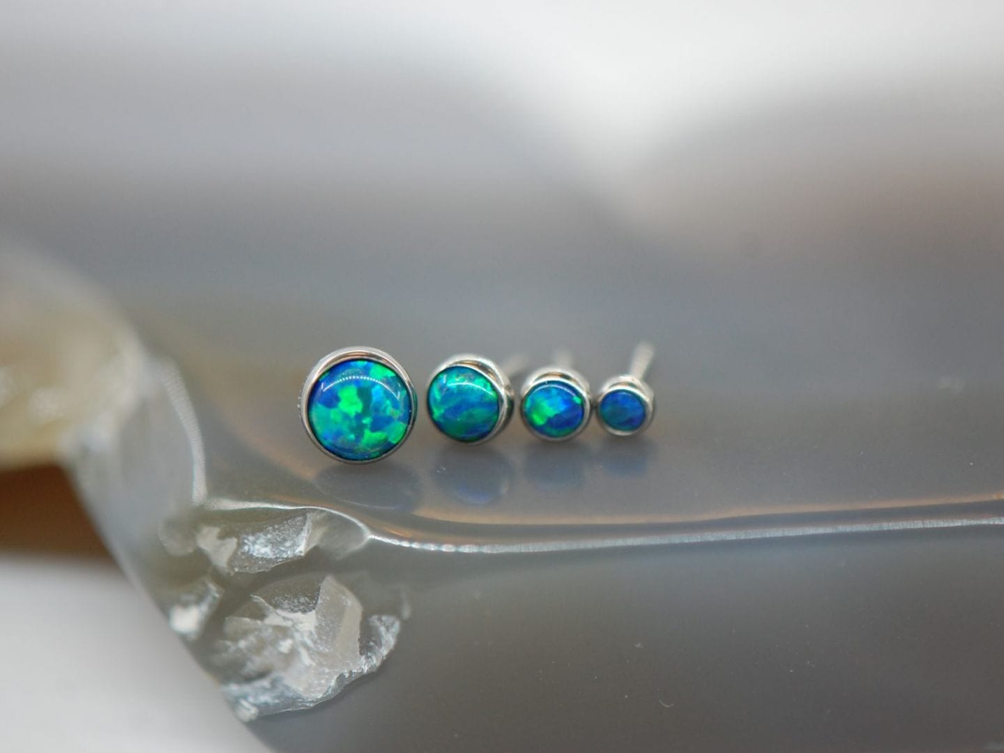 neo metal jewelry